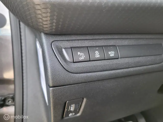 Peugeot 2008 1.2 PureTech Allure 2016 Benzine 14