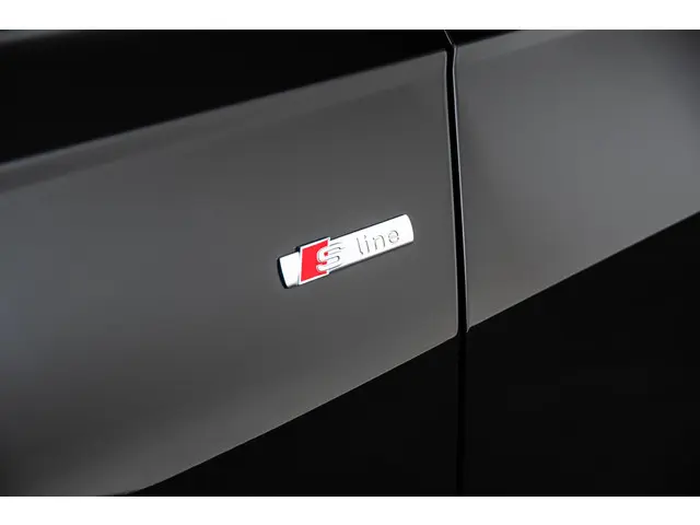 Audi A6 Avant 55 TFSI 2022 Benzine 12