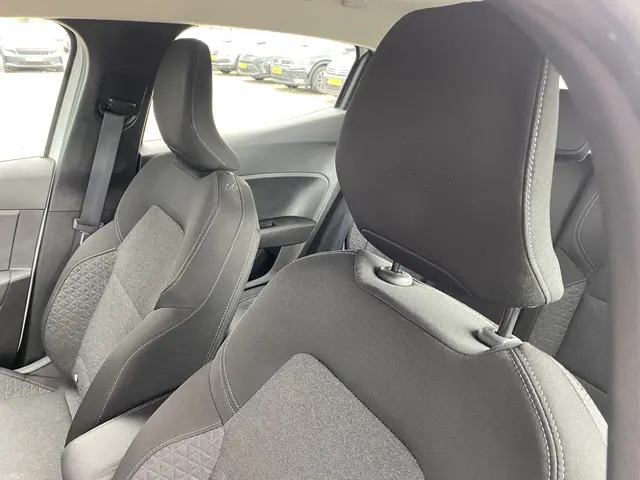 Renault Clio 1.0 TCe Business Zen 2021 Benzine 12