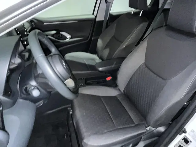 Toyota Yaris 1.5 Hybrid Active 2023 Hybride Benzine 13