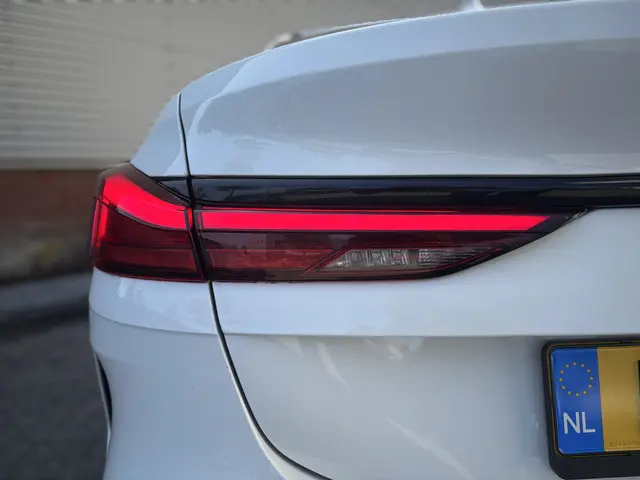 BMW 2 Serie Gran Coupé 218i Executive 2021 Benzine 23