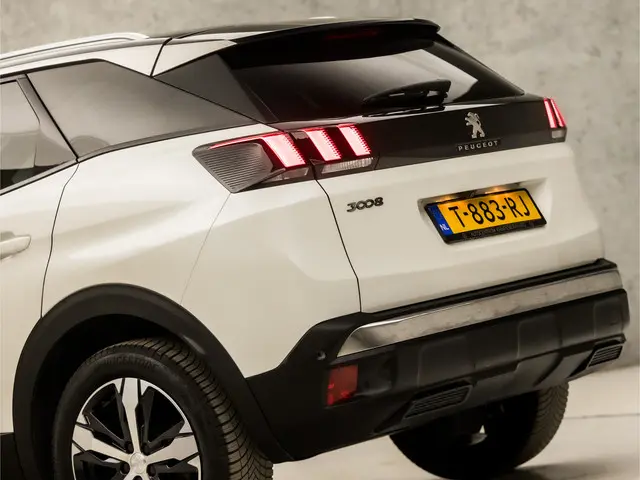 Peugeot 3008 1.2 PureTech GT-Line Sport 2018 Benzine 11