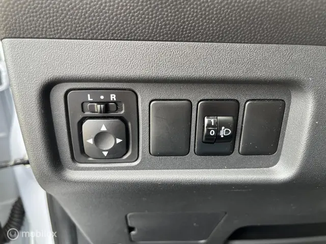 Mitsubishi Space Star 1.2 Connect+ 2022 Benzine 9