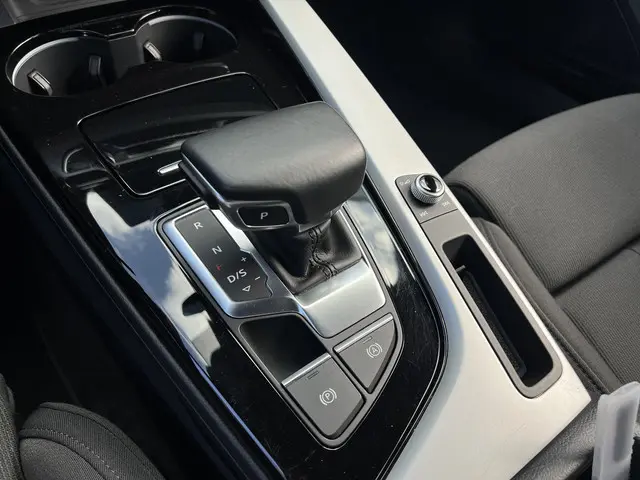 Audi A4 Avant 35 TFSI Business Edition 2021 Benzine 23