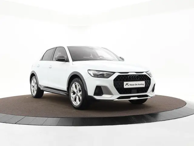 Audi A1 citycarver 30 TFSI 115pk epic 2019 Benzine 20