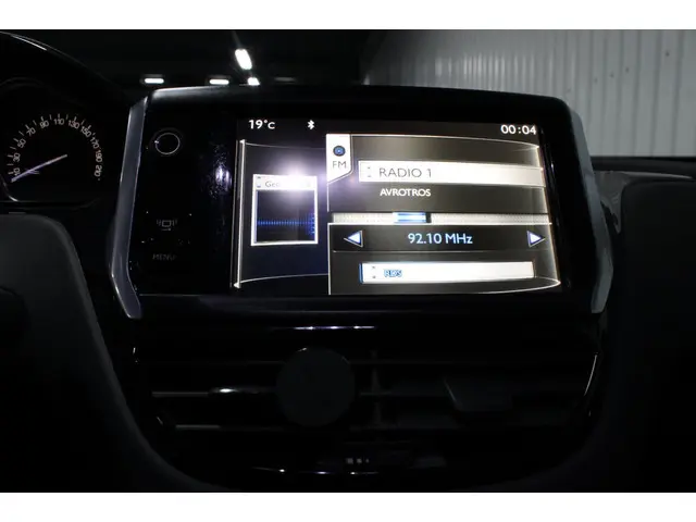 Peugeot 208 1.0 VTi Blue Lease 2013 Benzine 21