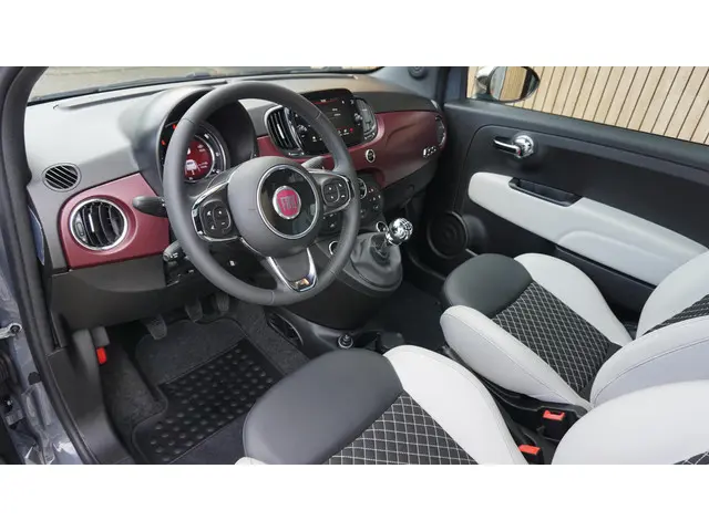 Fiat 500 1.0 69pk Hybrid Dolcevita Edition 2020 Benzine 8