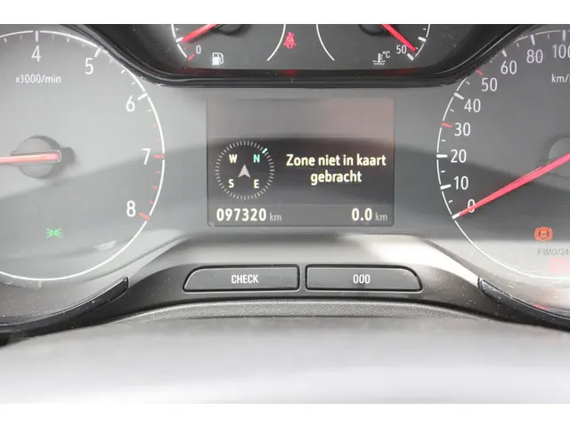 Opel Grandland X 1.2T 130 INNOVATION 2019 Benzine 29