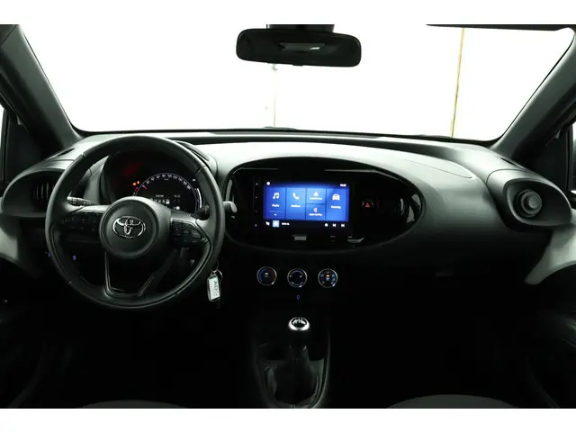 Toyota Aygo X 1.0 VVT-i MT Play 2024 Benzine 57