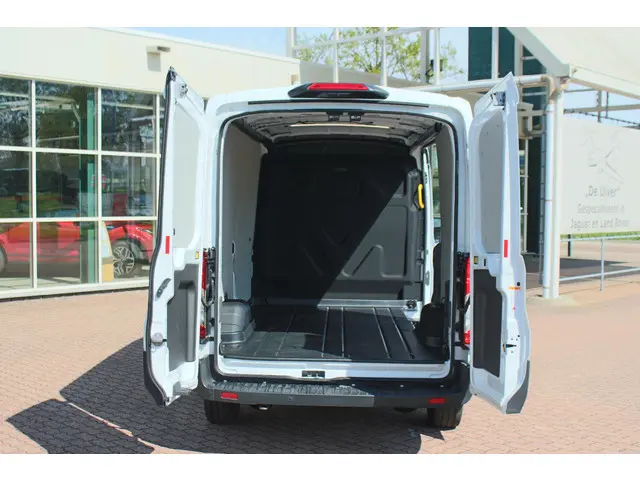 Ford E-Transit 350 L2H2 Trend 68 kWh 2023 Elektrisch 17
