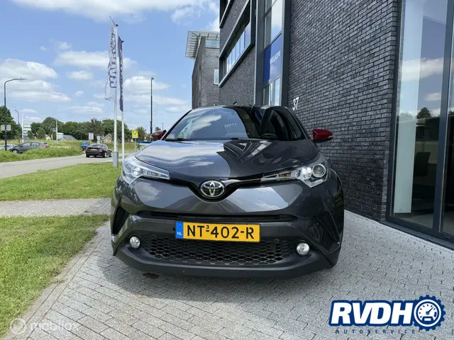 Toyota C-HR 1.2 Dynamic 2017 Benzine 10