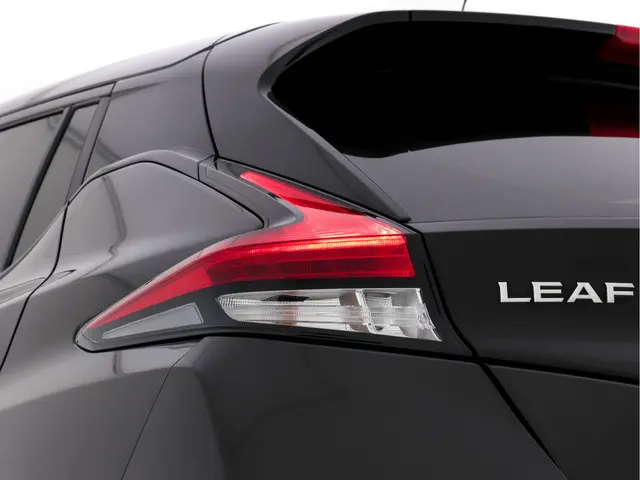 Nissan Leaf 2.ZERO EDITION 40 kWh 2018 Elektrisch 28