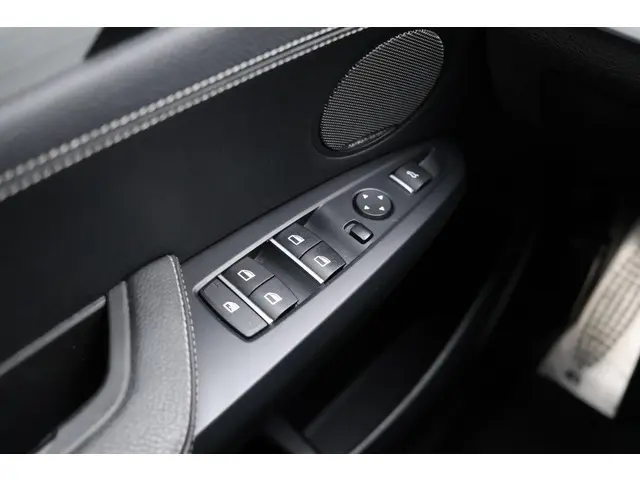 BMW X3 xDrive35i High Executive 2015 Benzine 38