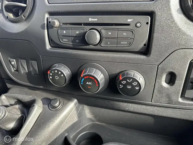 Renault Master bestel T35 2.3 dCi L2H2 2016 Diesel 11