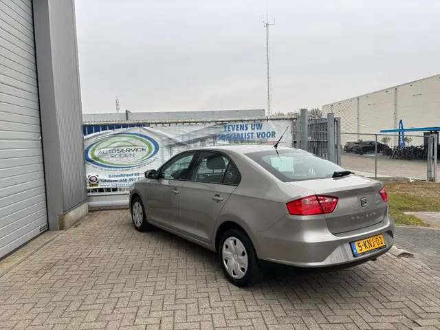 SEAT Toledo 1.2 TSI Enjoy 2013 Benzine 4
