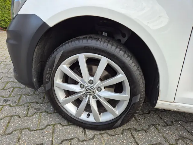 Volkswagen Caddy 1.0 TSI L1H1 BMT 2020 Benzine 6