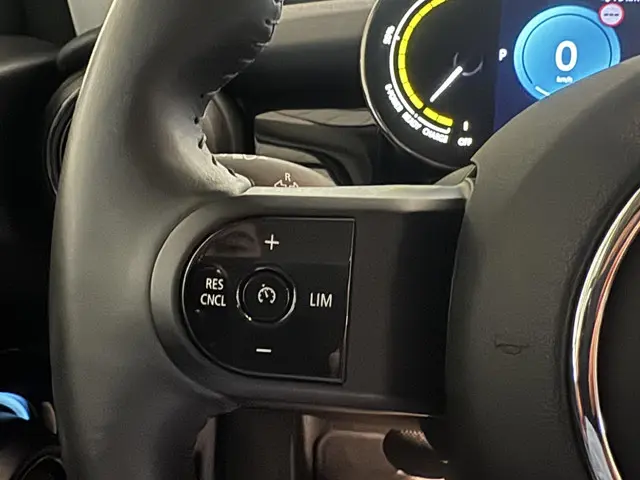 MINI Electric Mini Cooper SE 33 kWh 2024 Elektrisch 11