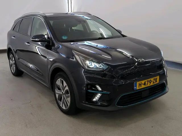 Kia e-Niro ExecutiveLine 64 kWh 2020 Elektrisch 8