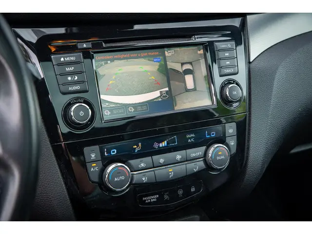 Nissan QASHQAI 1.3 DIG-T Tekna 2019 Benzine 17