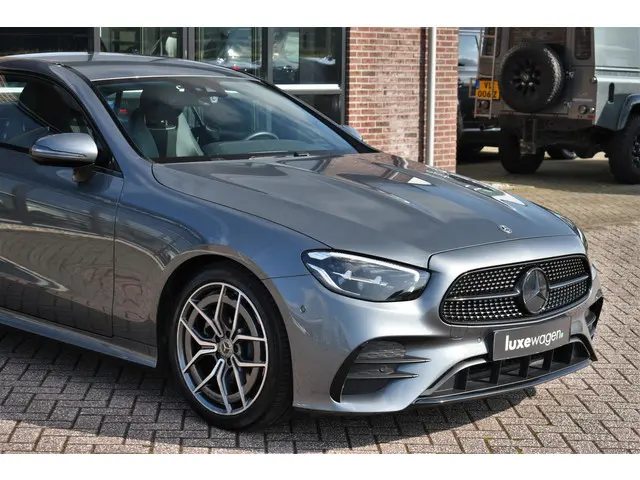 Mercedes-Benz E-Klasse Coupé 200 AMG Line 2020 Benzine 54