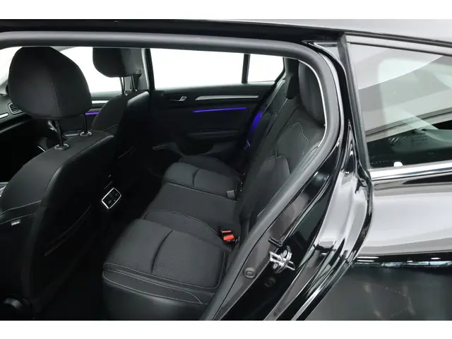 Renault Mégane Estate 1.3 TCe Limited 2020 Benzine 19