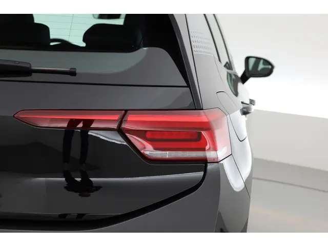 Volkswagen ID.3 First 58 kWh 2020 Elektrisch 26