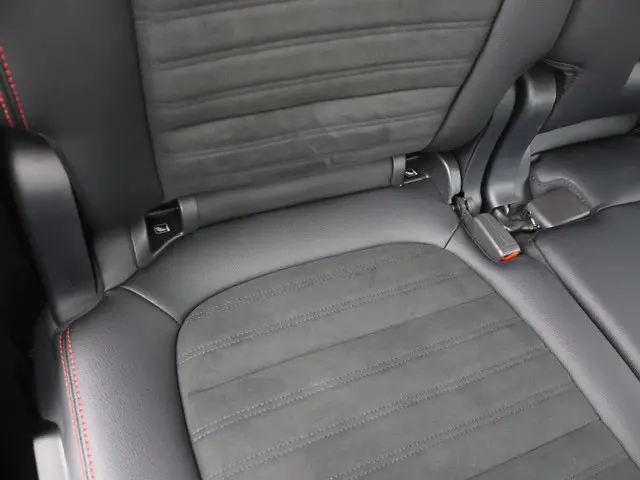 Ford Kuga 2.5 PHEV 225PK ST-Line X 2021 Hybride Benzine 45