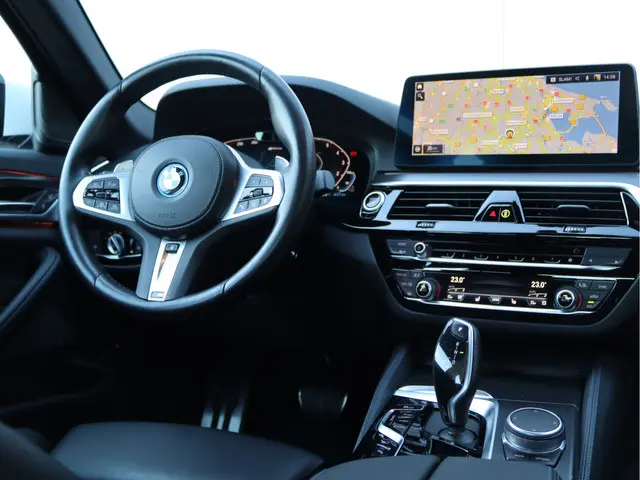 BMW 5 Serie 545e xDrive 2022 Hybride Benzine 21