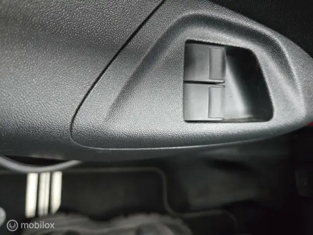 Peugeot 108 1.2 Puretech Allure TOP! 2017 Benzine 24