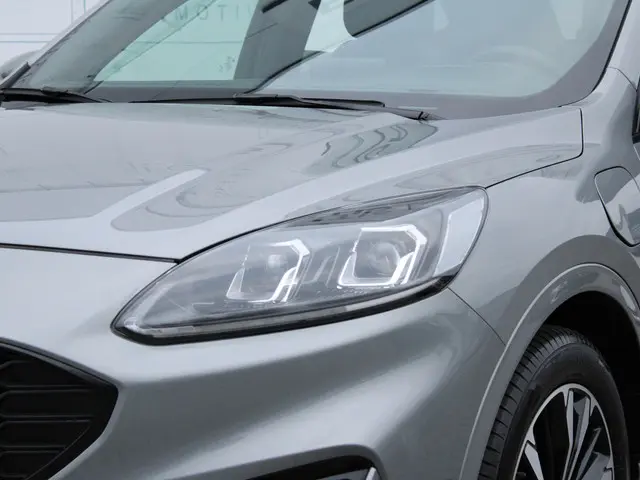 Ford Kuga 2.5 PHEV ST-Line X 2021 Hybride Benzine 26