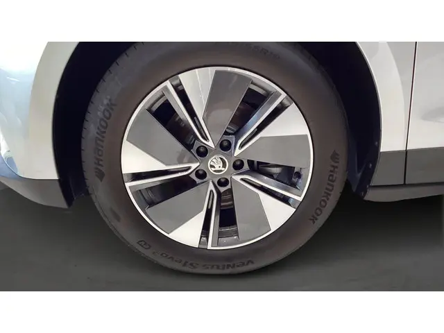Škoda Enyaq iV 132 kW / 180 pk SUV 2024 Elektrisch 11