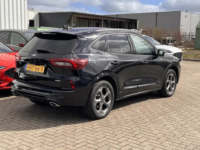 Ford Kuga 2.5 PHEV ST-Line 2025 Hybride Benzine 4