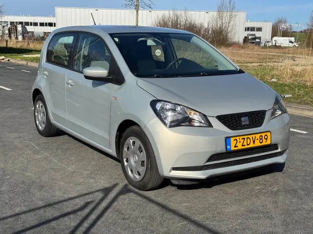 SEAT Mii 1.0 Style Dynamic / AIRCO / NAP 2015 Benzine 3