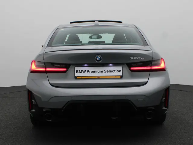 BMW 3 Serie Sedan 320e 2025 Hybride Benzine 5