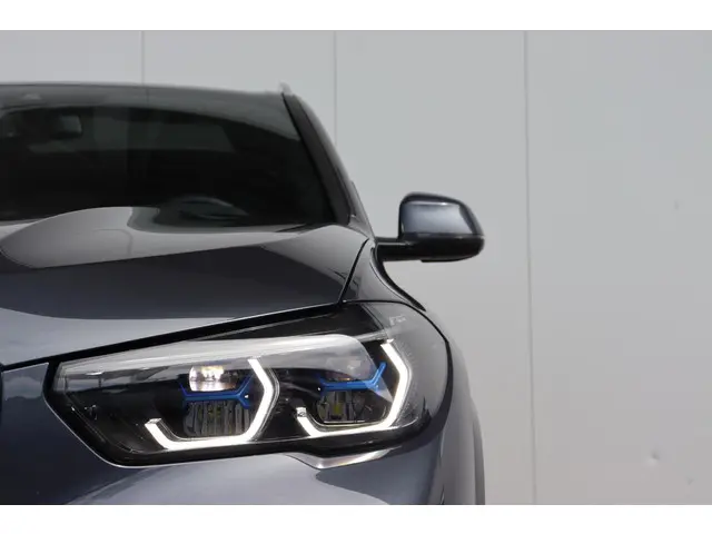 BMW X5 xDrive45e High Executive 2022 Hybride Benzine 3