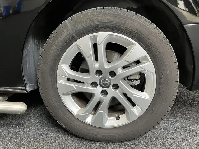 Opel Vivaro-e L3H1 Edition 75 kWh 2023 Elektrisch 16