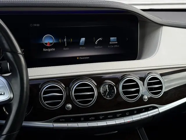 Mercedes-Benz S-Klasse 350d 2018 Diesel 18