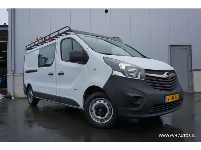 Opel Vivaro 2