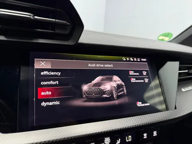 Audi RS3 Sportback 2.5 TFSI Quattro 2023 Benzine 18