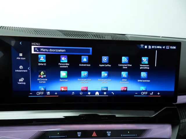 BMW 5 Serie Touring 550e xDrive 2026 Hybride Benzine 32