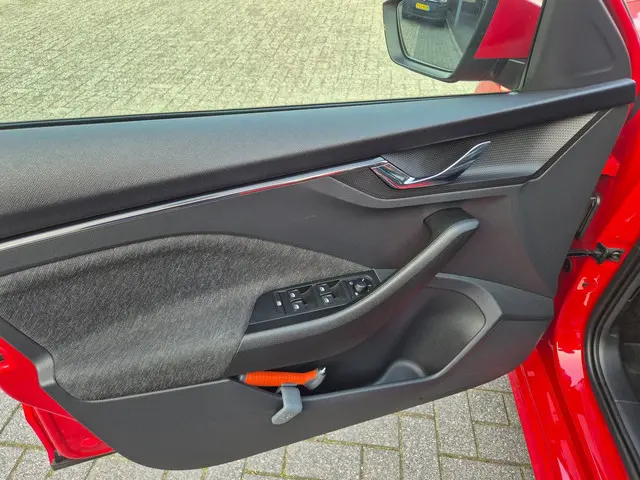 Škoda Kamiq 1.0 TSI Style 2021 Benzine 17