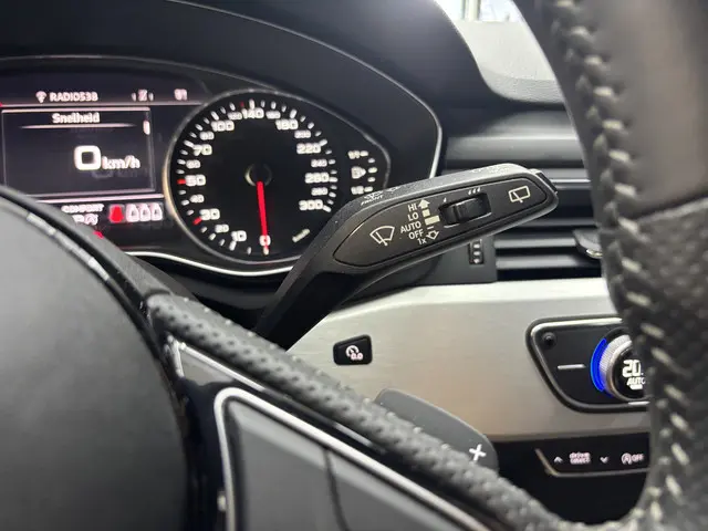 Audi A4 Avant 1.4 TFSI Sport S line edition 2018 Benzine 19
