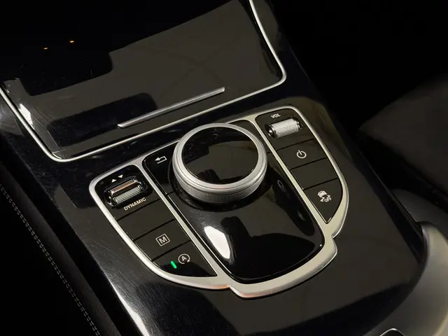 Mercedes-Benz GLC 250 4MATIC Prestige 2016 Benzine 19