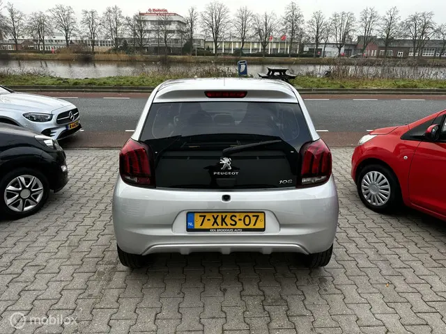 Peugeot 108 1.2 VTi Allure Top 2014 Benzine 4