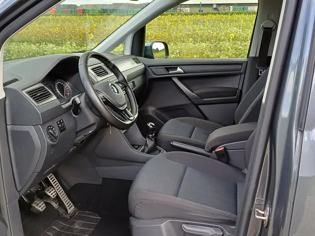 Volkswagen Caddy Maxi 1.4 TSI Trendline 5p 2018 Benzine 21