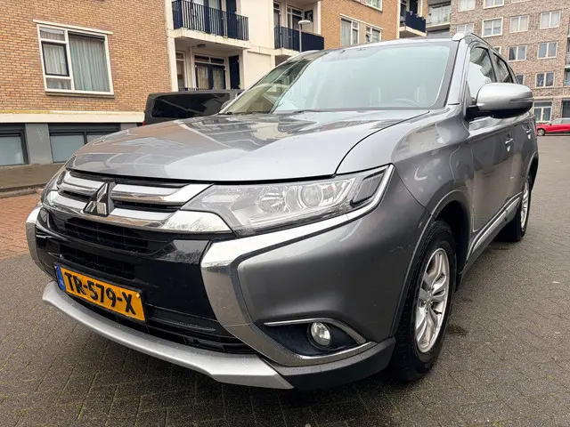 Mitsubishi Outlander 2.0 Business Edition 2018 Benzine