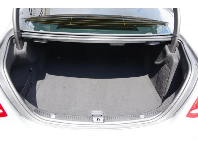 Mercedes-Benz E-Klasse 200 Prestige 2017 Benzine 5
