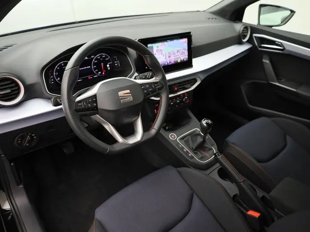 SEAT Ibiza 1.0TSI/115PK FR 2024 Benzine 34