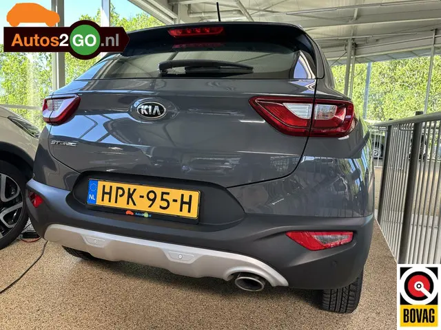 Kia Stonic 1.2 MPi Design Edition 2021 Benzine 24