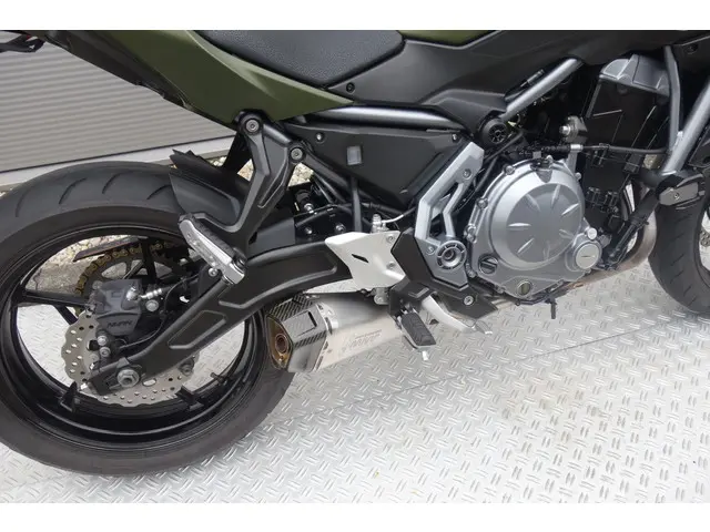 Kawasaki Z650 ABS 2018 Benzine 10